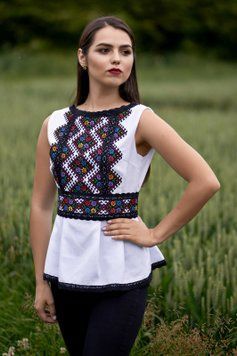 Вишиванка &laquo;Агрипина&raquo; білого кольору без рукавів 42 р. 01060 фото