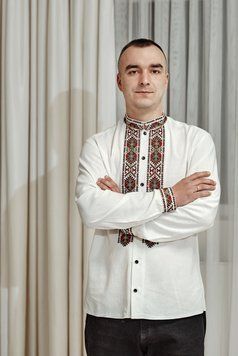 Чоловіча вишиванка &laquo;Якуб&raquo; молочного кольору 46 р. 00110 фото