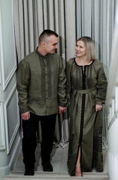 Сімейний вишитий комплект &laquo;Славія та Ставр&raquo; оливкового кольору 46 - 42 р. 04024 фото