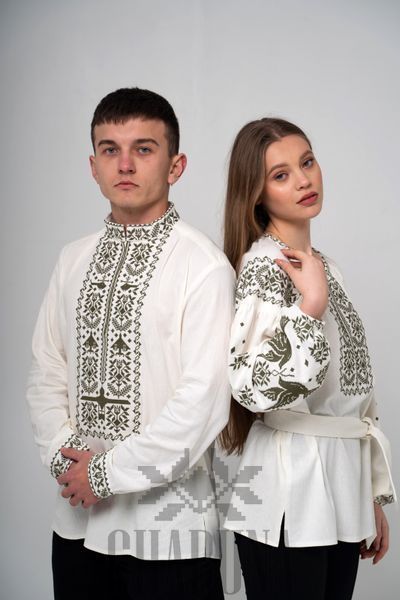 Сімейний комплект вишиванок &laquo;Звитяга&raquo; молочного кольору з хакі 46-42 р. 04481 фото
