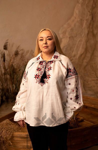 Жіноча вишиванка " Червона Рута " 42 р. 01277 фото