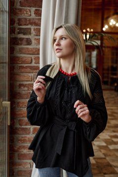 Вишиванка &laquo;Мотря&raquo; чорного кольору 42 р. 00200 фото